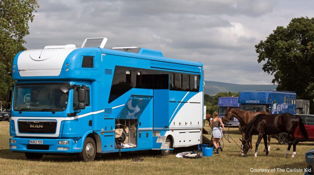 Guide To Buying A Horse Trailer Horse FactBook